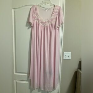 Women’s Miss Elaine Essentials Silk Essence Tricot Short Sleeve Long Nightgown